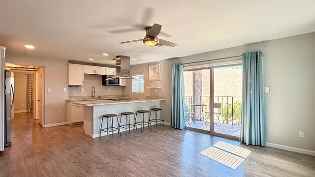 1 bed 1 bath condo near Old Town Scottsdale — Photo 4