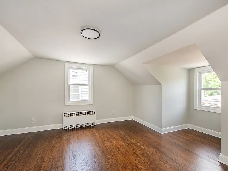 127 Albert St #2 — Photo 7