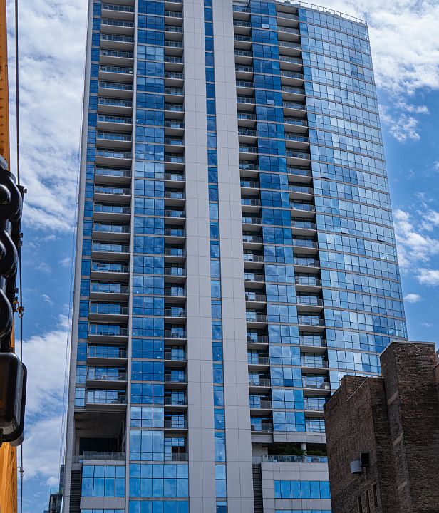 1st image of 303 W Ohio St #3804