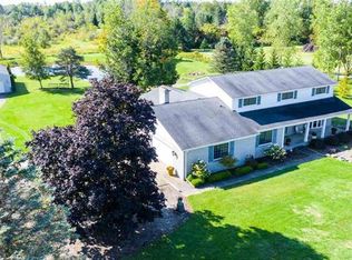 21050 33 Mile Rd, Armada, MI 48005