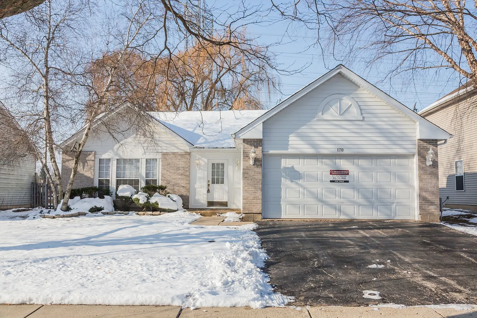 170 Dickens Trl photo 1
