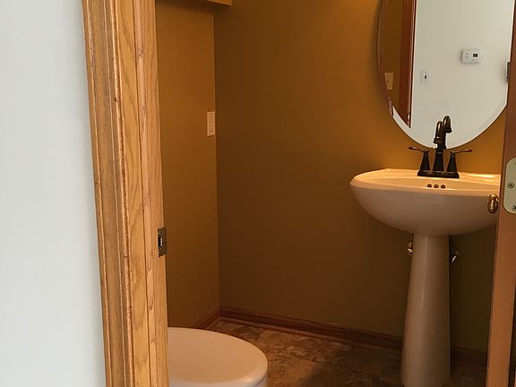4th image of 2610 N Augusta Dr