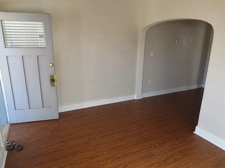 1019 W Woodland Ave #2 — Photo 2