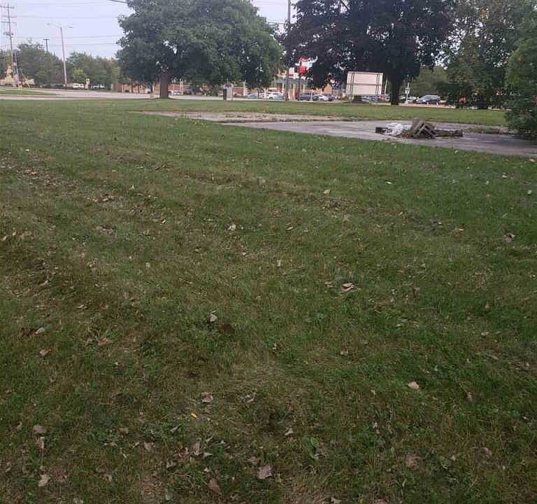 1st image of 1201 W Winneconne Ave