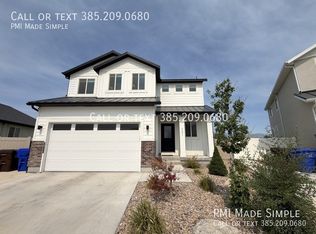 3621 N Sparrow Ln, Eagle Mountain, UT 84005