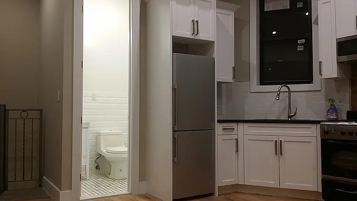 Rented by Elite NY Holdings | media 10