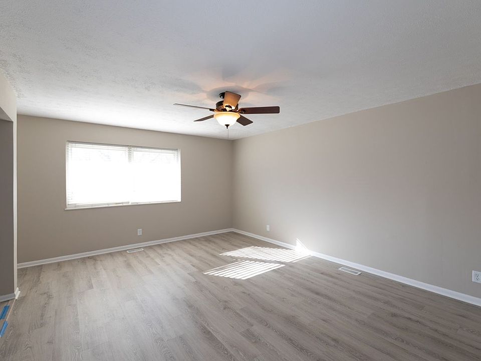 1st image of 4244 Redfern Dr