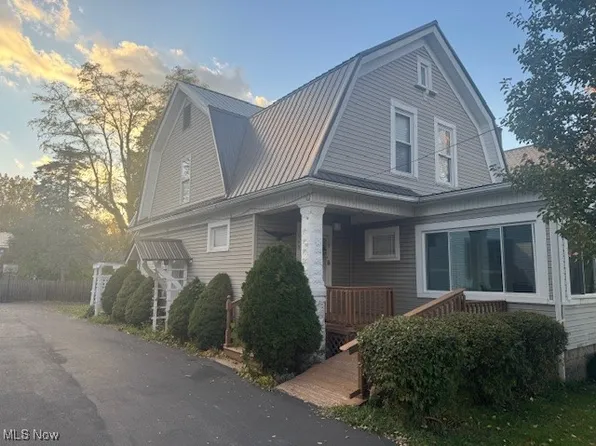 945 Franklin Ave, Salem, OH 44460