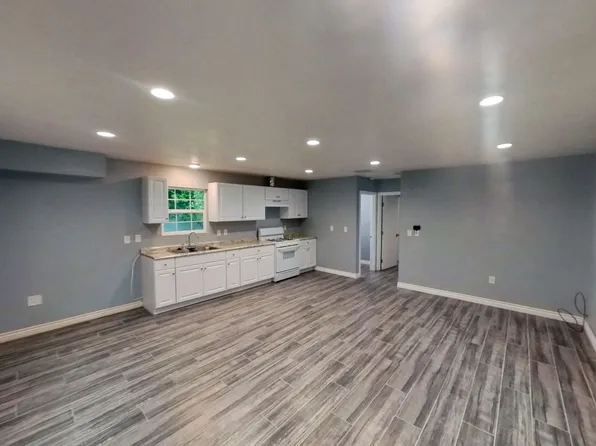 150 W Olive St, Pomona, CA 91766