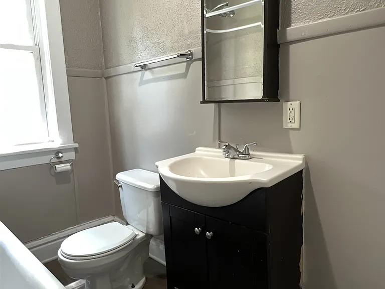 651 Caledonia Pl #1 — Photo 21