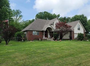 103 N Grandview Ave, Columbus, KS 66725