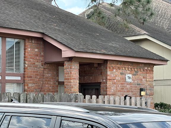 2nd image of 70 Cypress Grove Ct