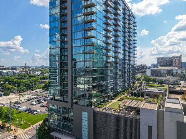 1212 Laurel St APT 802, Nashville, TN 37203