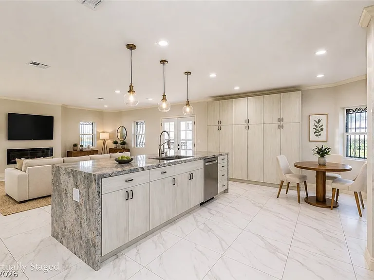 60 E Levi Ave — Photo 24