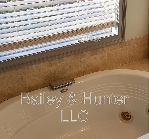 3365 Regent Pl SW — Photo 33