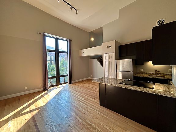 2nd image of 1523 S 10th St APT 211