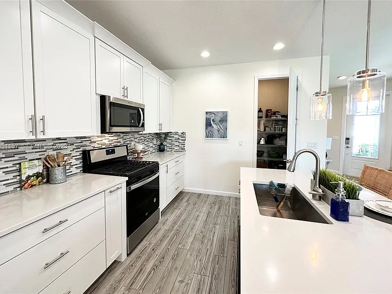11349 SW Lyra Dr — Photo 16