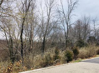 733 Heatherstone Dr, High Ridge, MO 63049