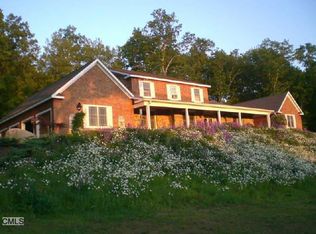 426 Middle Rd, Woodbury, CT 06798