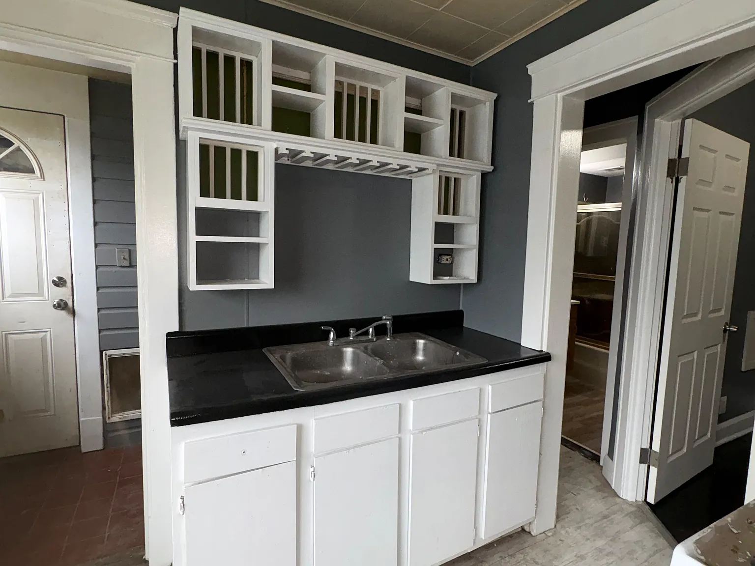 1 bed, 1260 sqft, $950 — Photo 4
