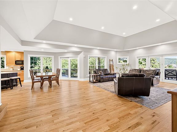 5th image of 5565 Vardon Dr