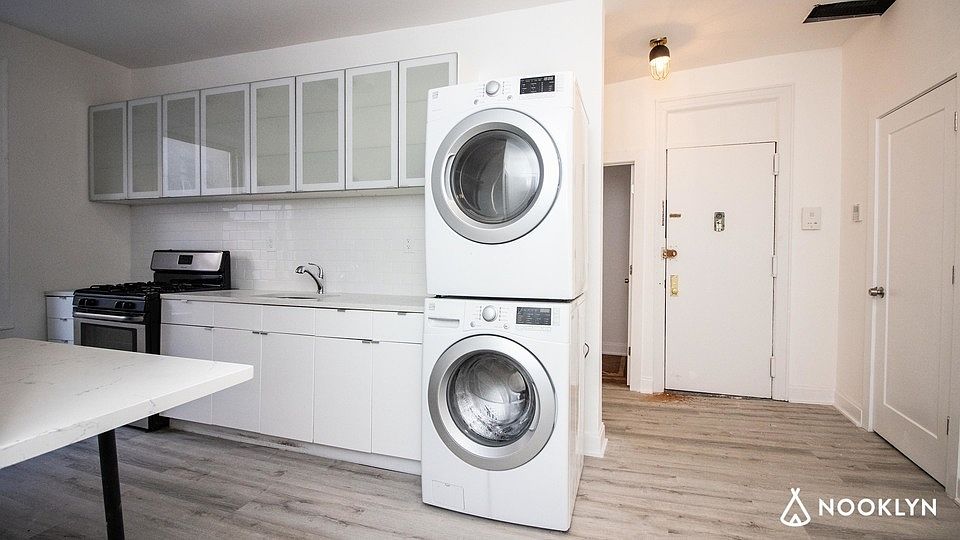 1st image of 564 Flatbush Ave #4
