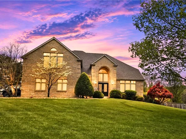 220 William Dr, Canonsburg, PA 15317