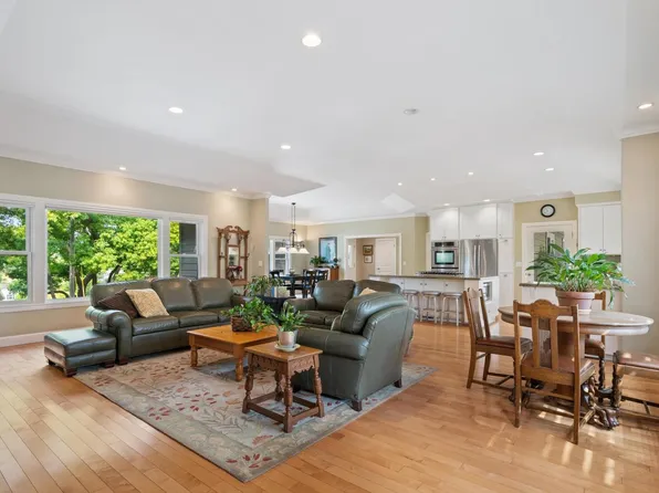 5 George Terrace, Petaluma, CA 94952