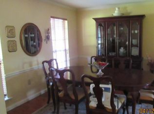 625 Cherry Ln, Laurel, MS 39440