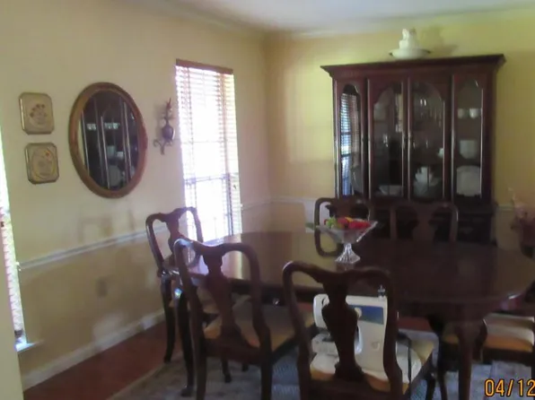 625 Cherry Ln, Laurel, MS 39440