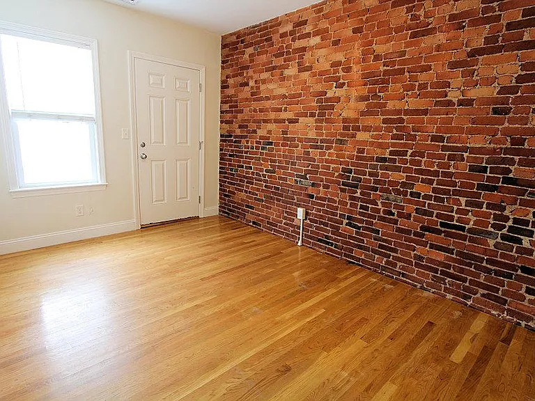 12 Homer St #2 — Photo 14
