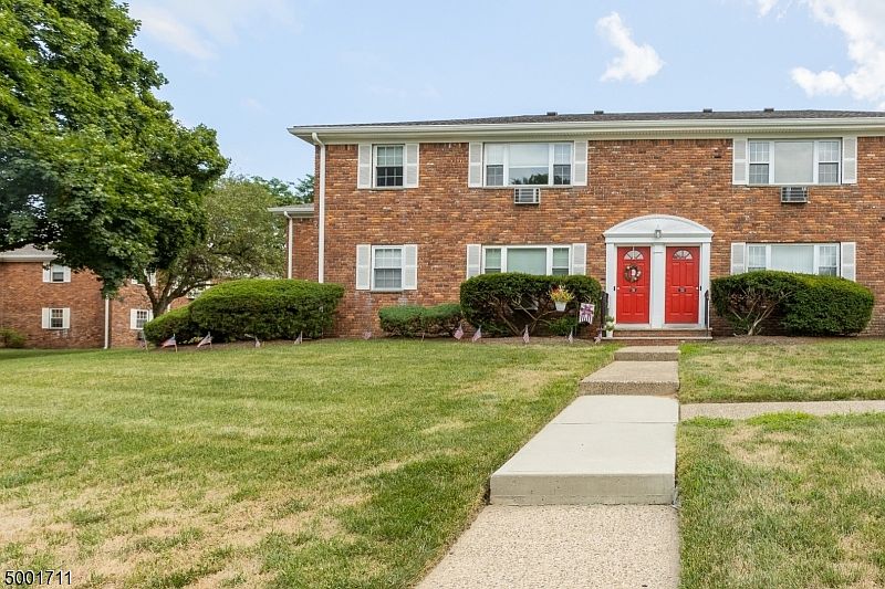 1st image of 31B Atherton Ct #B