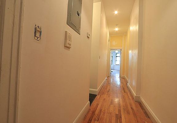 5th image of 40 Grace Ct APT 3
