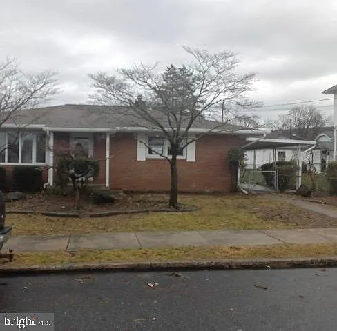 1875 S Wood St #1879 photo 1