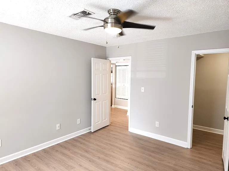 1406 Wingate Way #1 — Photo 9