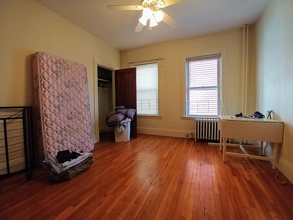 3rd image of 76 Calumet St #Cf1