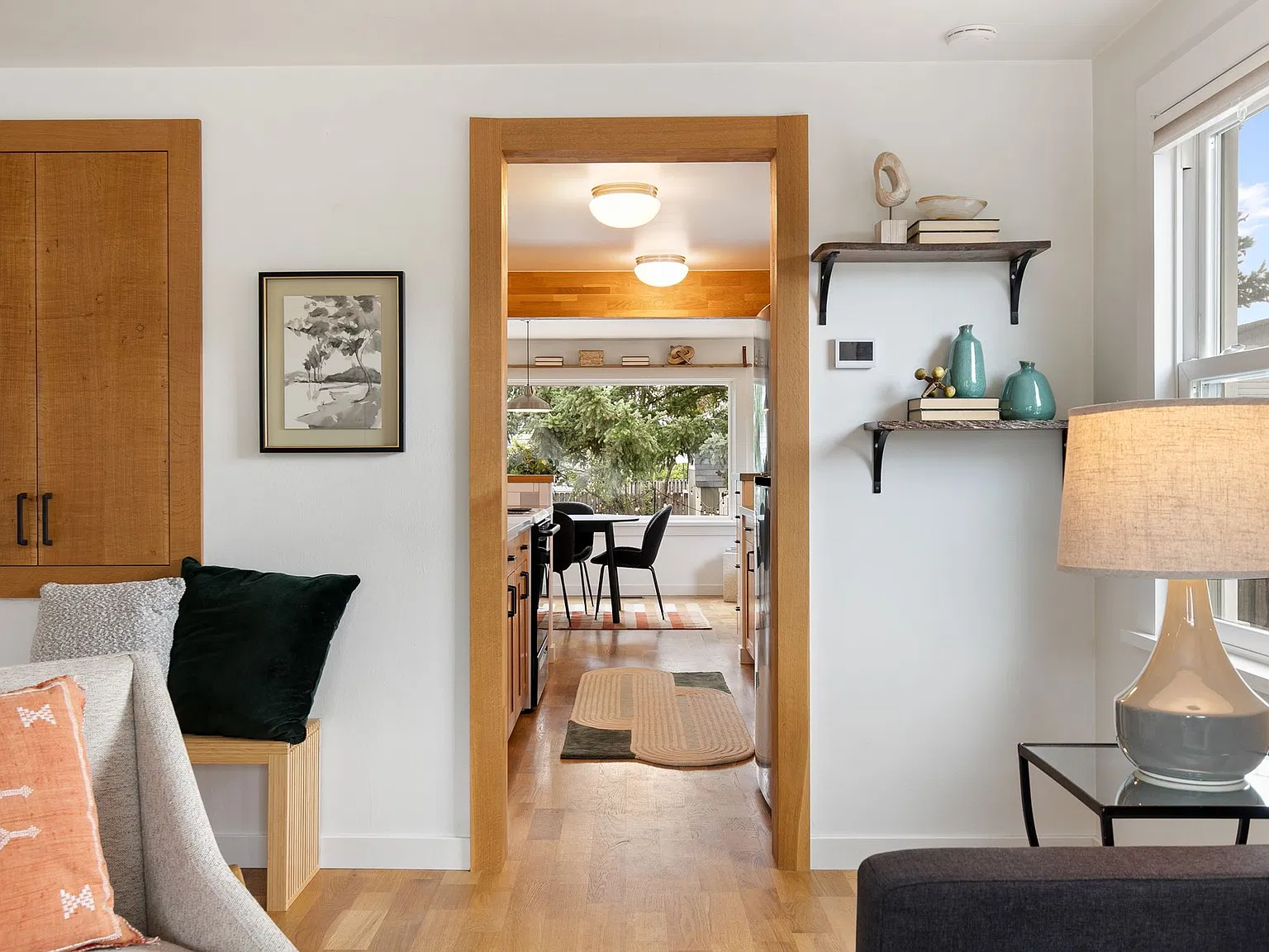 2 bed, 1140 sqft, $3,200 — Photo 4