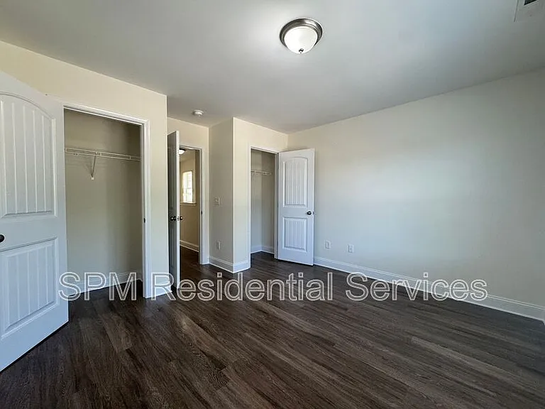 1324 S 8th St — Photo 17