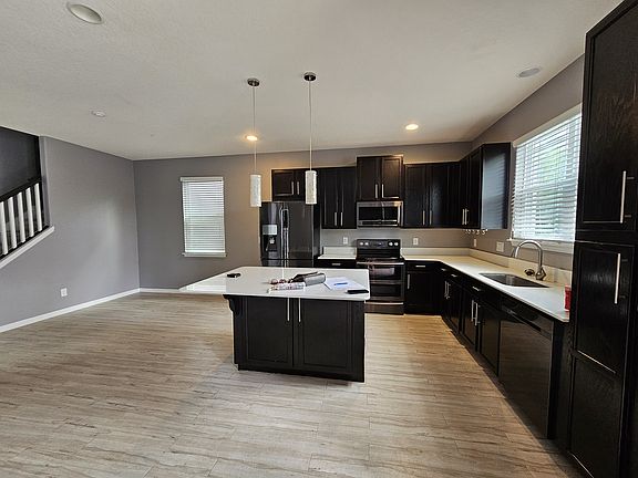2nd image of 5307 Creekside Park Ave