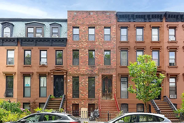 Rented by Avenues Real Estate | media 14