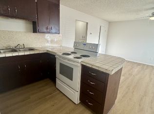 105 S 200 W APT 6, Hurricane, UT 84737