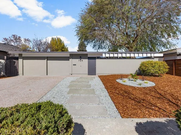 729 Stendhal Ln, Cupertino, CA 95014
