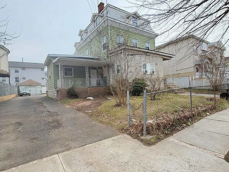 431 Madison Ave #3 — Photo 3