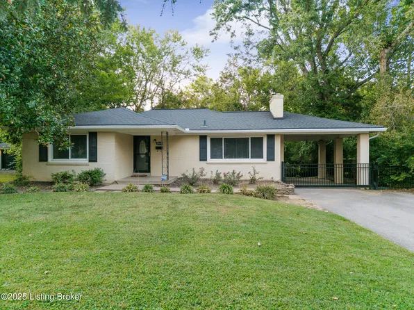 8809 Perry Rd, Lyndon, KY 40222