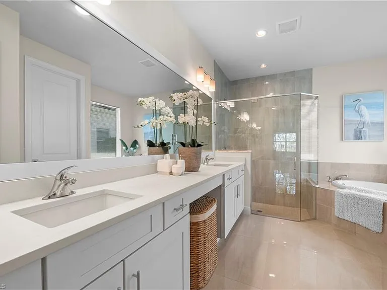 8897 Redonda Dr — Photo 21