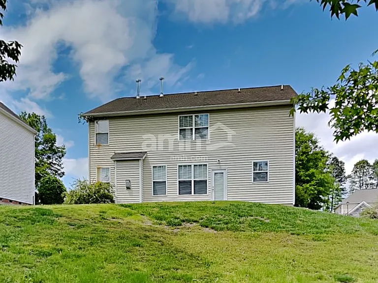 1748 Main Divide Dr — Photo 24