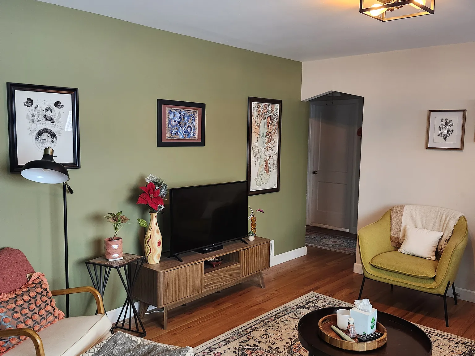 4056 W 77th Pl — Photo 2
