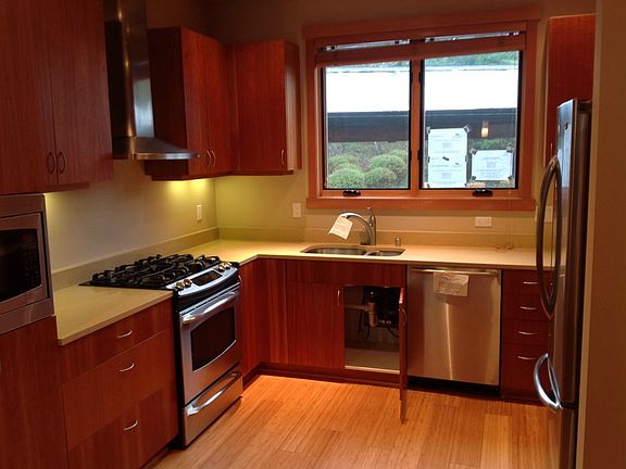 5th image of 732 NE Vineyard Ln #103