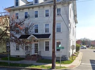 27 S Main St APT 5, Woodstown, NJ 08098