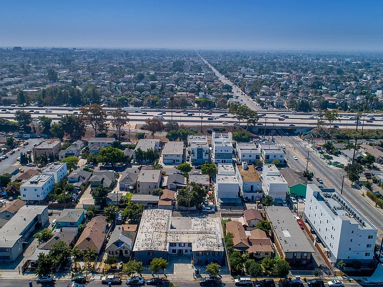 Casas On Cordova Street Apartments — Photo 101